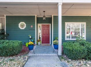 49 Cuddy Ln, Midway, GA 31320