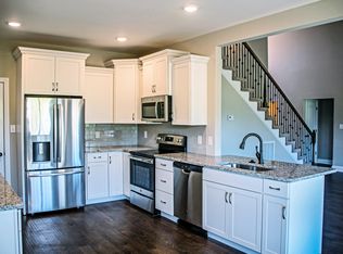 983 Red Bluff Way, Adams, TN 37010