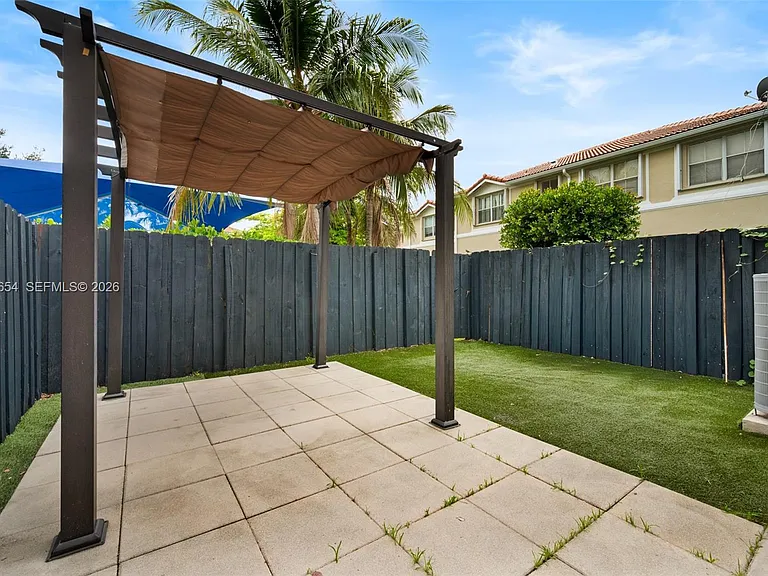 12392 SW 124th Ter — Photo 23
