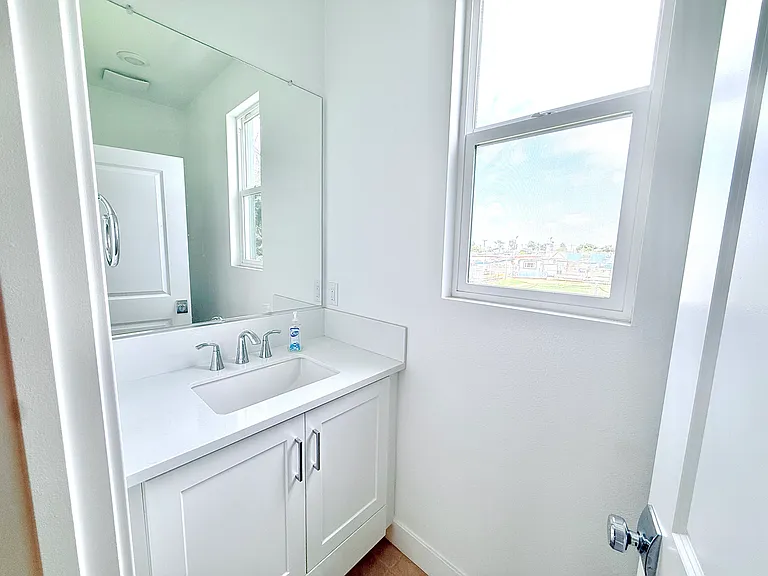2750 182nd St #111 — Photo 8