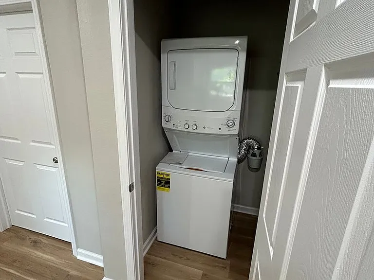 1202 S Willow Ln — Photo 15