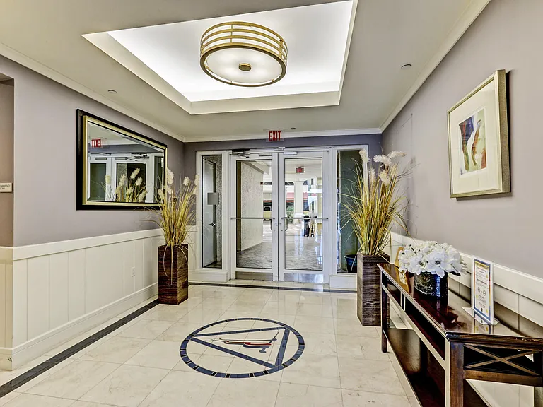 2640 Lake Shore Dr #2014 — Photo 70