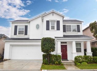 24 W Riviera Ln, Clovis, CA 93619