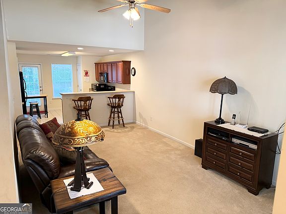 4th image of 129 Lossie Ln