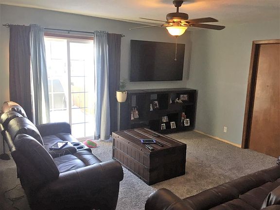 4th image of 3604 6th Ave