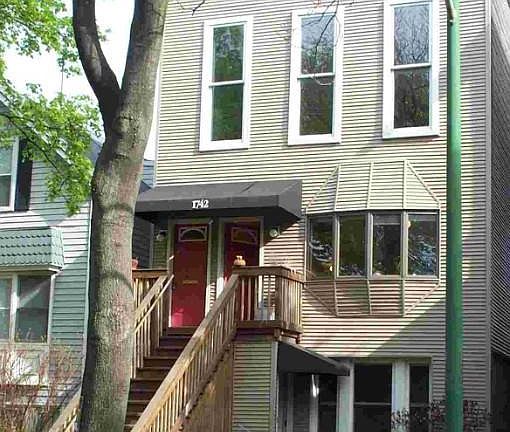 4th image of 1742 W School St #1221