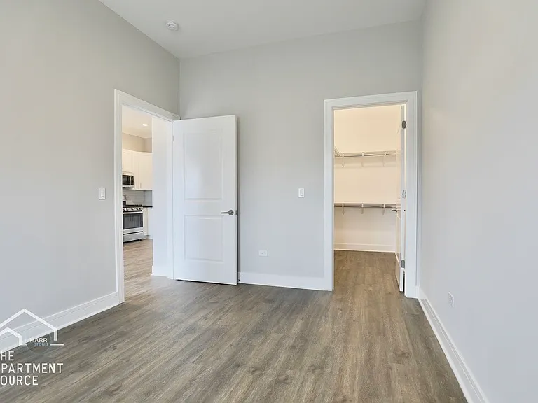 937 W Irving Park Rd #2 — Photo 10