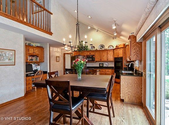 5th image of 15539 Glenlake Dr