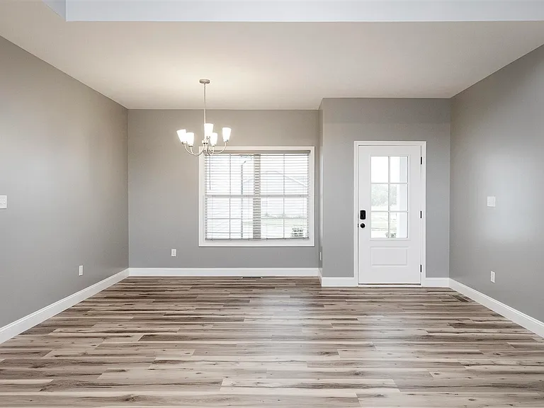 1254 Melody Ave — Photo 2