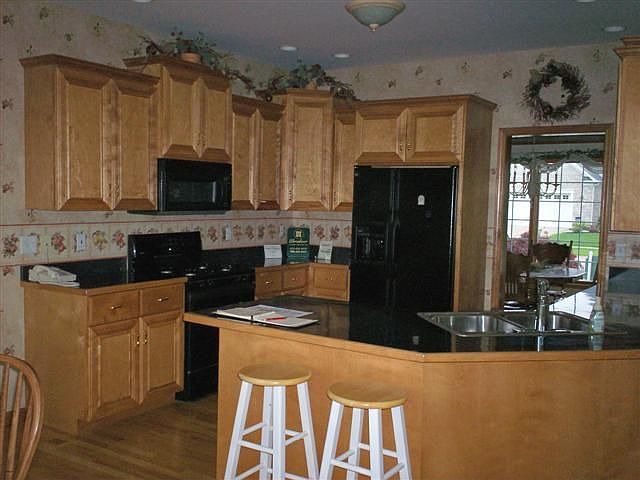 2nd image of 904 Spruce St