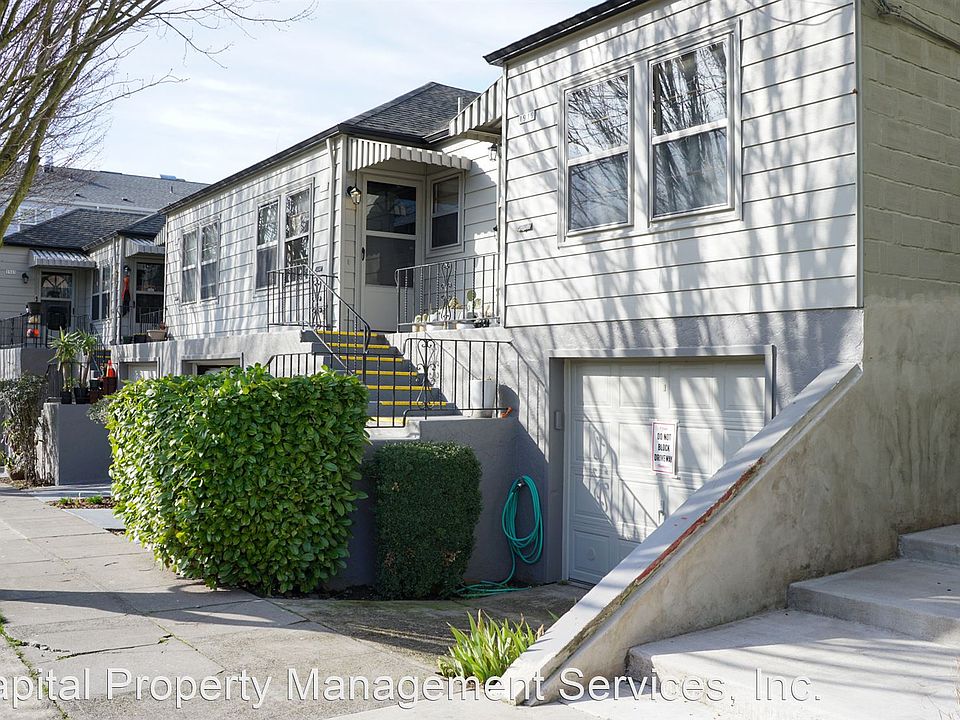 1st image of 1919 NE Davis St #11169626