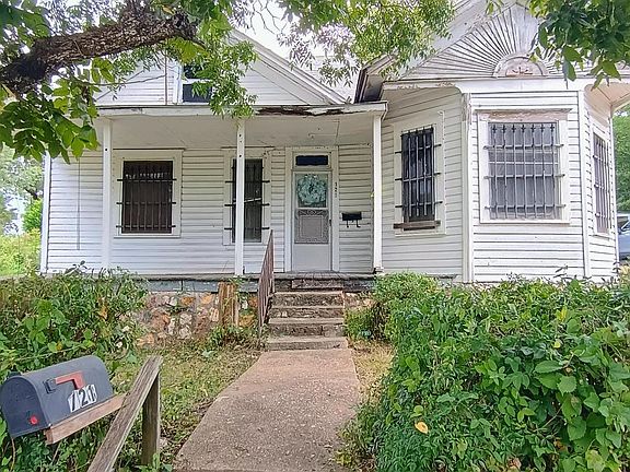 2nd image of 721 Linwood Ave