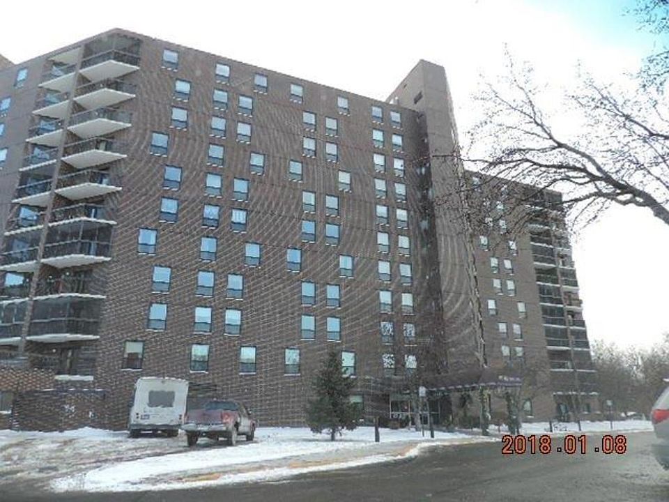 1st image of 6615 Lake Shore Dr #1016