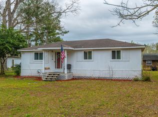 1883 Fish Rd, Ridgeville, SC 29472