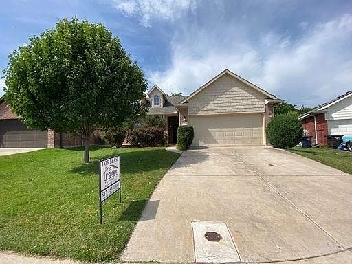 1st image of 9904 Fressia Ln