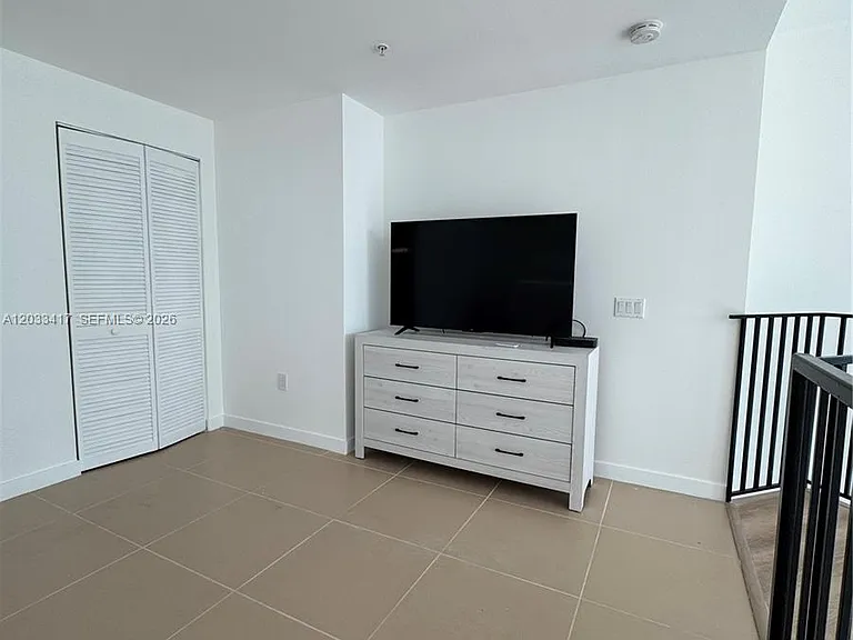 300 S Biscayne Blvd #L-1218 — Photo 33