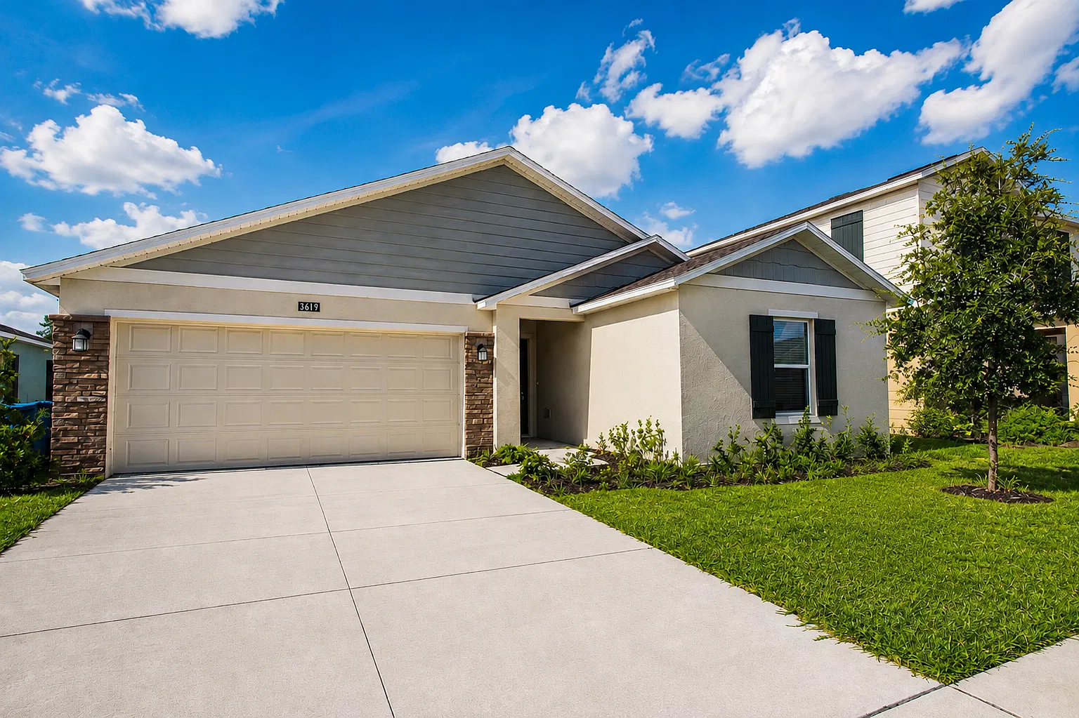 4 bed, 1824 sqft, $2,280 — Photo 1