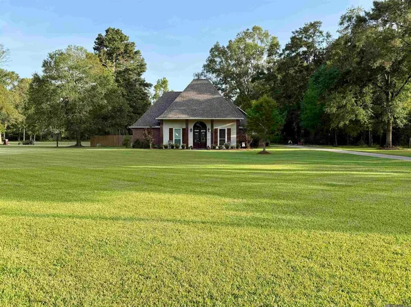 12060 Clanton Dr, Walker, LA 70785