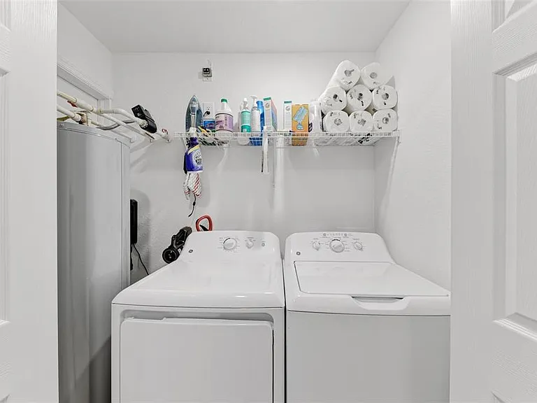 5685 Palmer Cir #105 — Photo 36