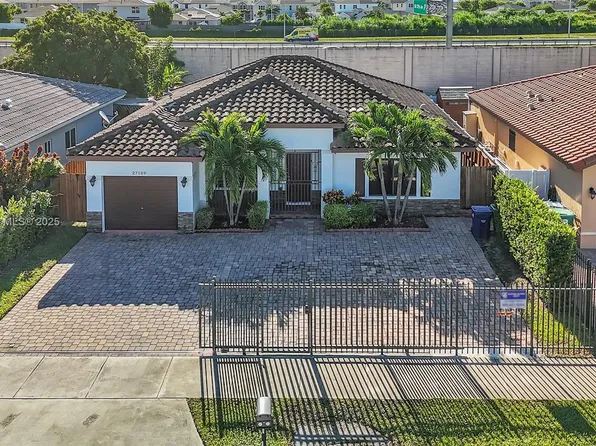 27109 SW 133rd Ct, Homestead, FL 33032