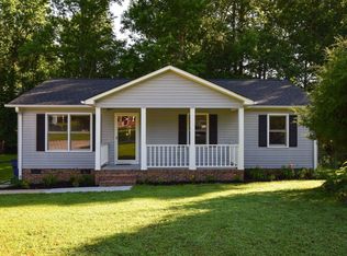 319 Pinonwood Dr, Simpsonville, SC 29680