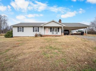 343 Pin Oak Dr, Clemmons, NC 27012