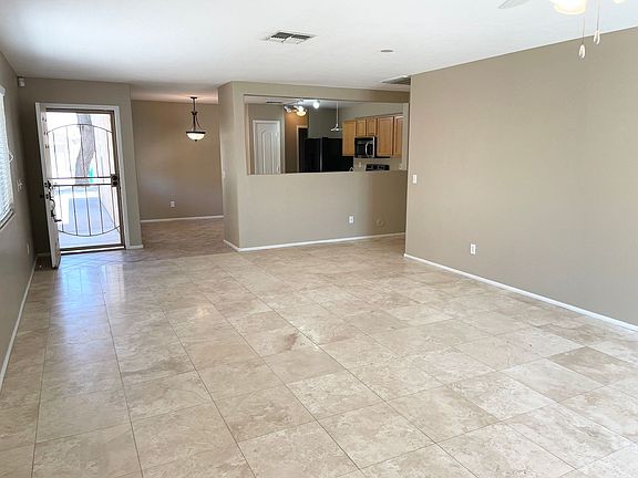 5th image of 43955 W Colby Dr