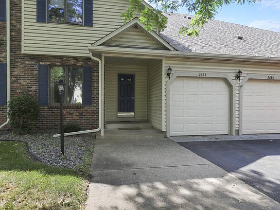 3rd image of 2626 Lake Court Dr #20