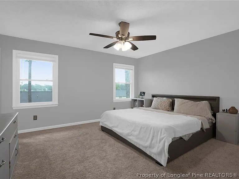 1928 Daphne Cir — Photo 26