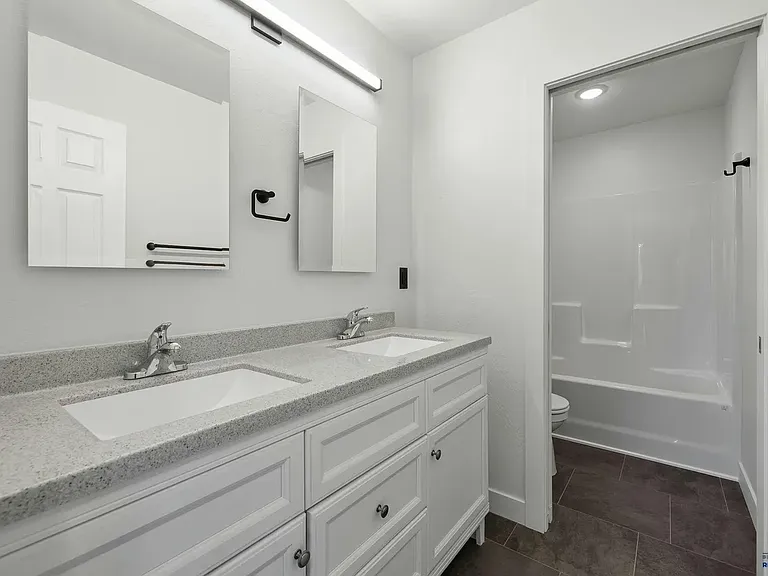 710 Saint James St #A — Photo 9