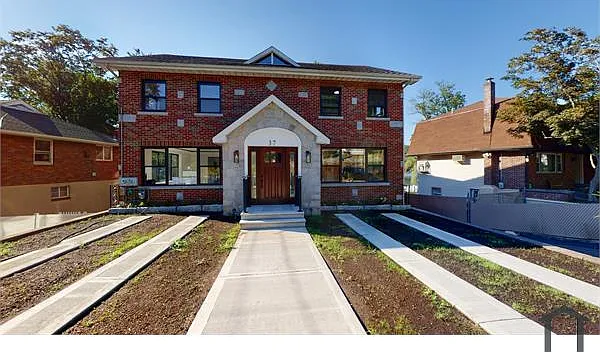 37 Lakeshore Dr — Photo 1