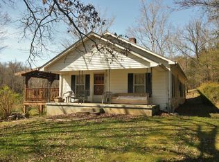 1300 Shoal Creek Rd, Tellico Plains, TN 37385