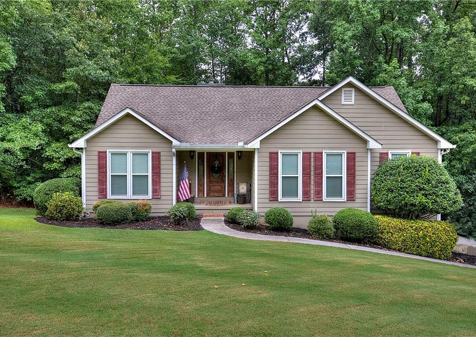 1st image of 16 Dawn Dr SE