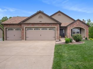 448 Meadow Spring Dr, Troy, MO 63379