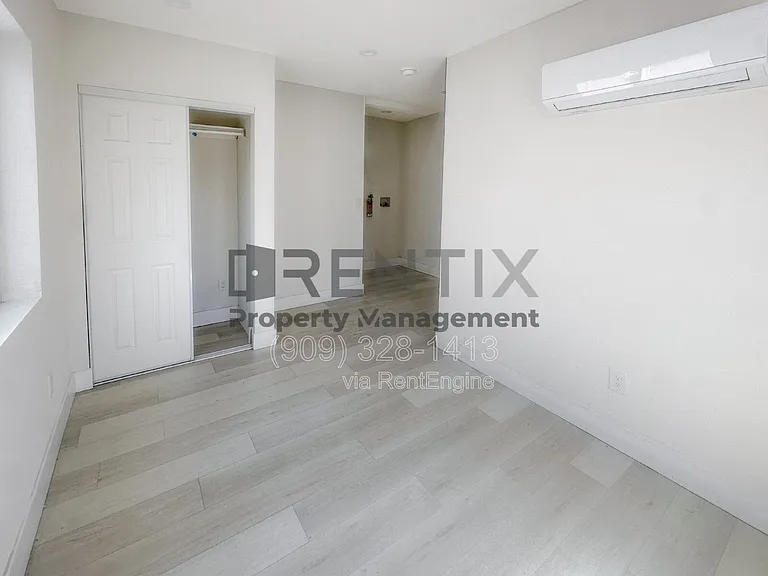 787 N Reservoir St — Photo 13
