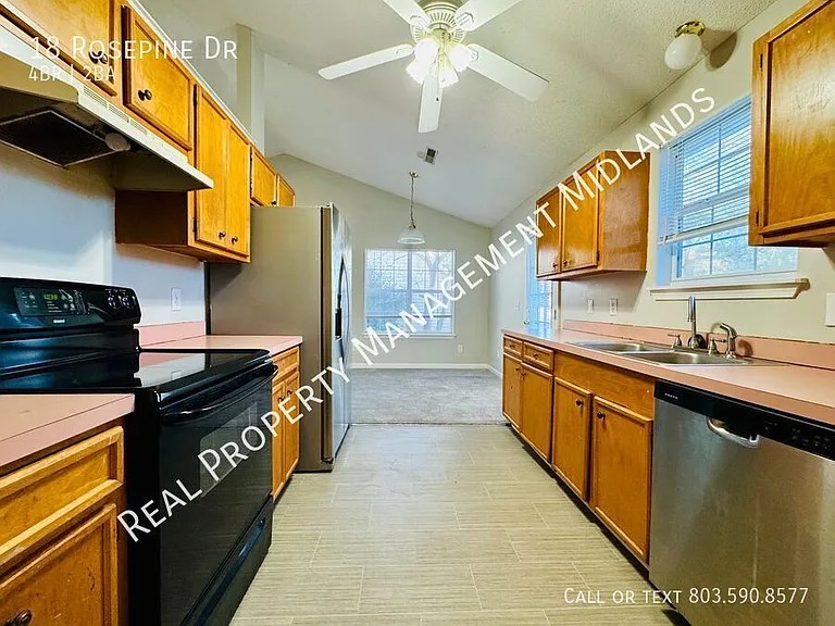 18 Rosepine Dr — Photo 5