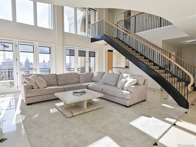 1827 N Grant St #3 — Photo 1