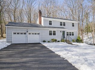 6 Buckboard Lane, Fairfield, CT 06824