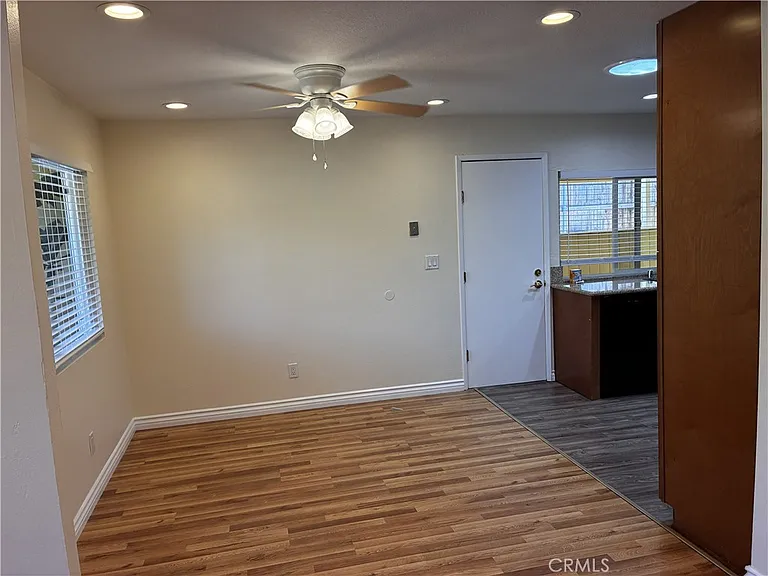 1914 Altamont Ct — Photo 15