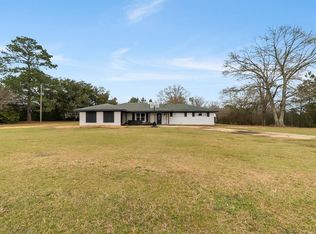 119 Hillsdale Gumpond Rd, Lumberton, MS 39455