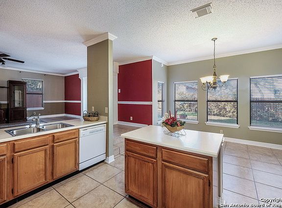 4th image of 9507 Wicklow Dr