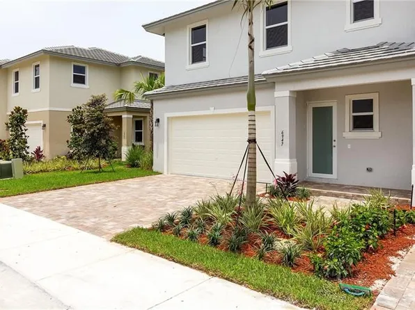 6931 Pines Cir, Pompano Beach, FL 33073