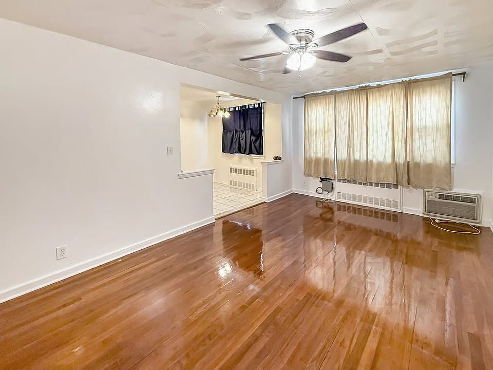 1st image of 1043 E 57th St #G