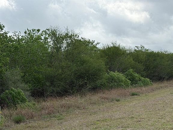 2nd image of 9 Love Rd