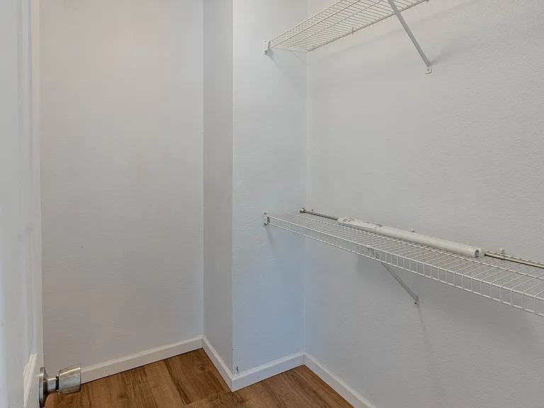 4929 Black Dr NW — Photo 5
