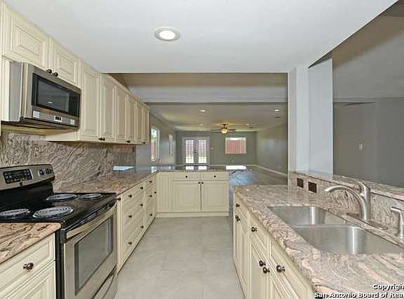 5th image of 4618 Wetz Dr