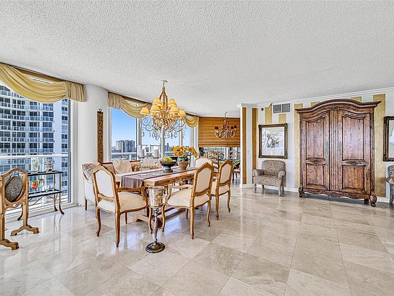 5th image of 16445 Collins Avenue #1121