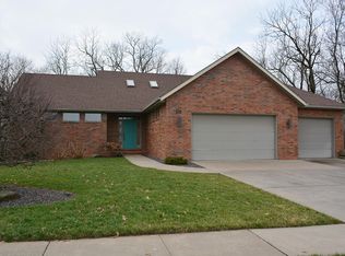 2053 S Pin Oak Dr, Springfield, MO 65809