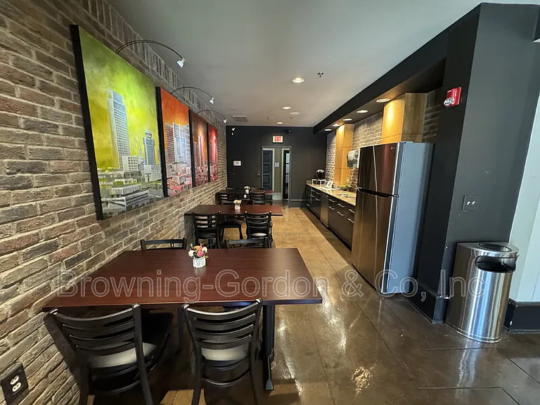 1803 Broadway #426 — Photo 26