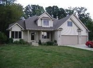 4212 Onyx Ct, Valparaiso, IN 46385